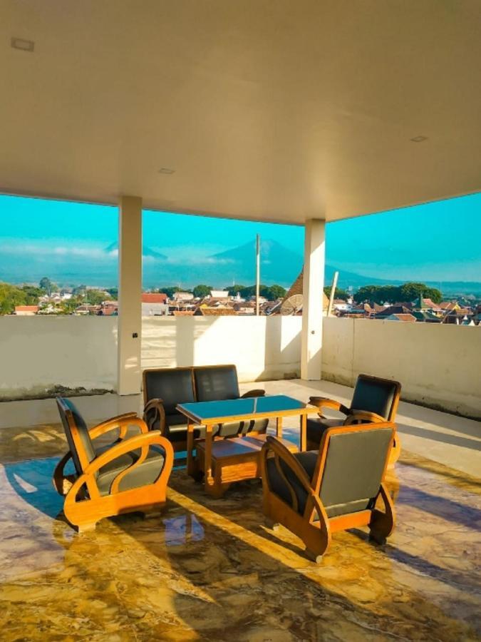 Bluefire Homestay Syariah Баньюванги Экстерьер фото