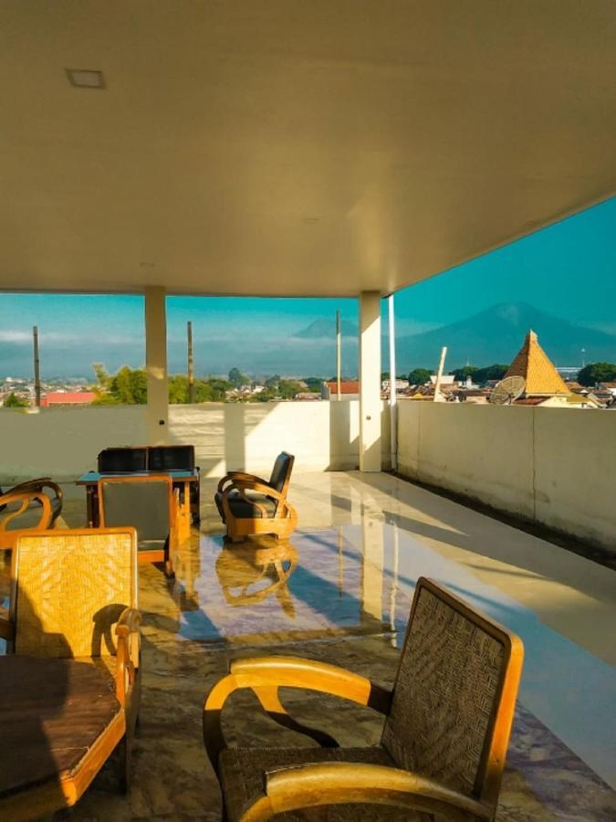 Bluefire Homestay Syariah Баньюванги Экстерьер фото